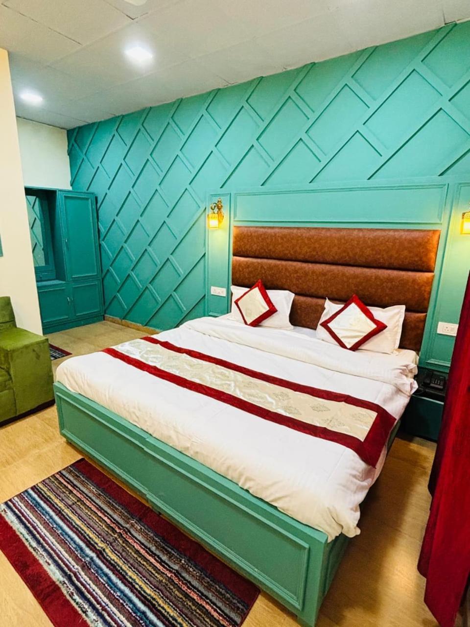 Hotel Amar Mussoorie Exteriér fotografie